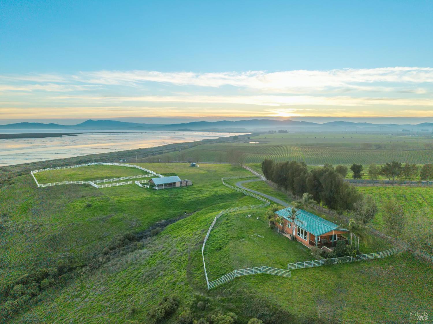 3030 Sears Point Road — photo