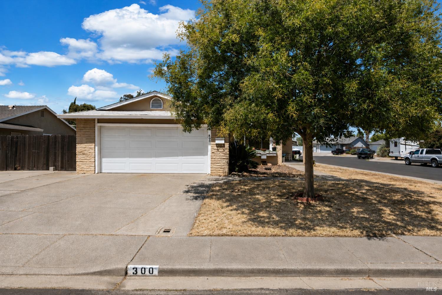 300 Ponderosa Drive — photo