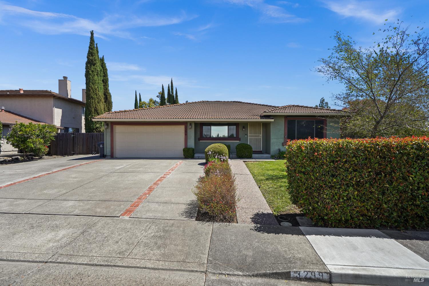 3299 Mustang Circle — photo
