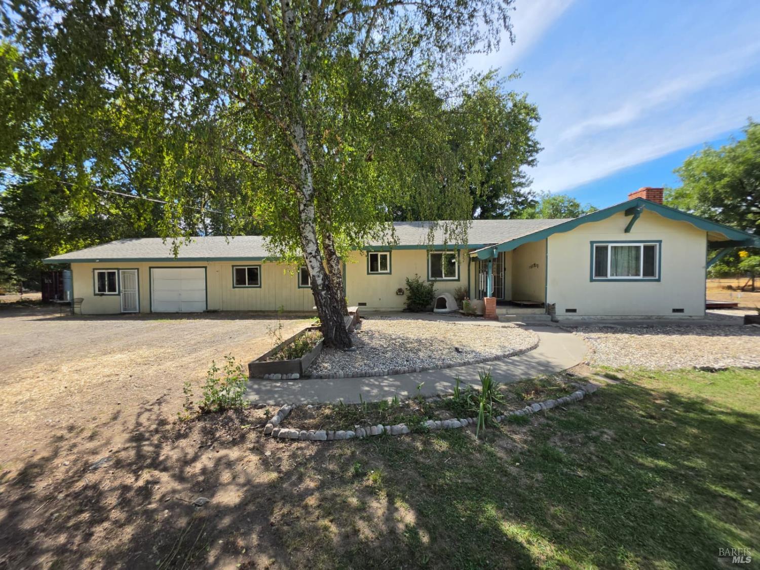 23175 Biggar Lane — photo