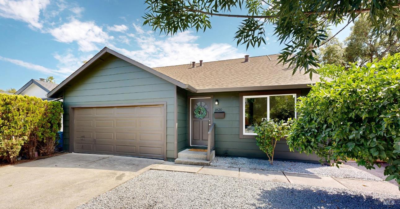 1820 Shelley Drive — photo