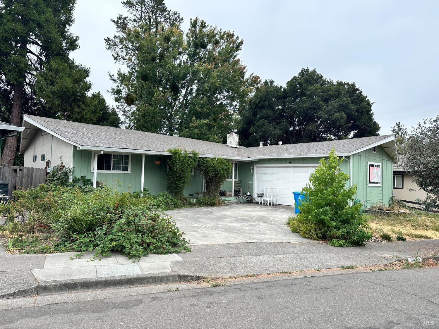 3662 Spring Creek Drive — photo