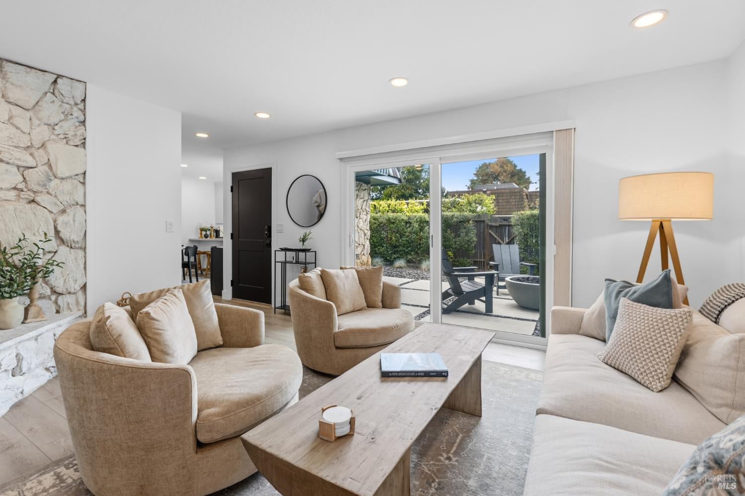 745 Marsh Court — photo