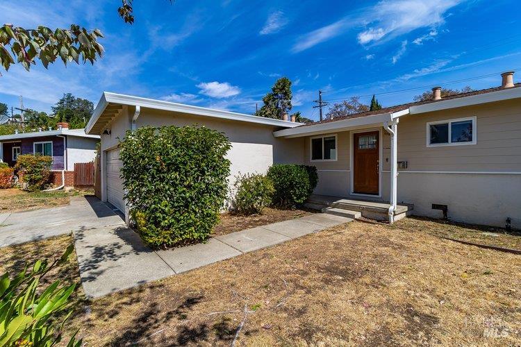 216 Bowman Drive — photo