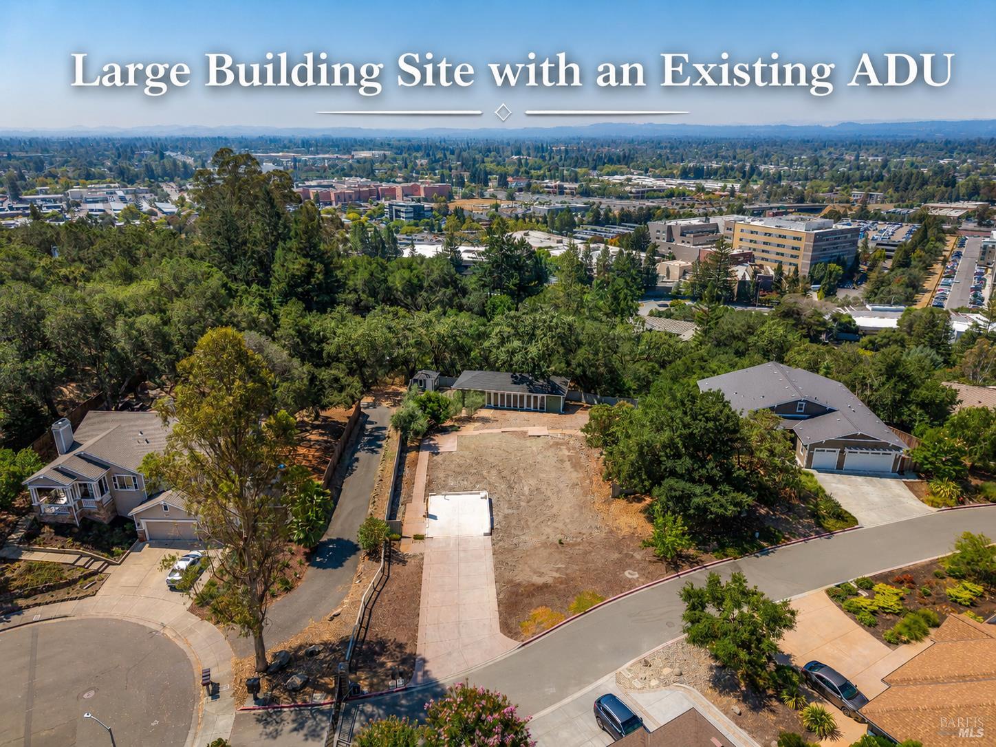 3389 Lake Park Court — photo