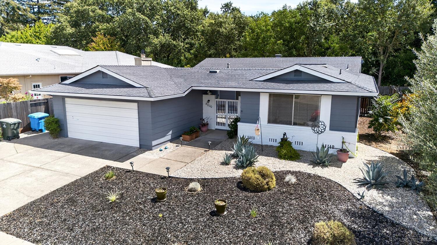 8830 Oak Trail Drive — photo