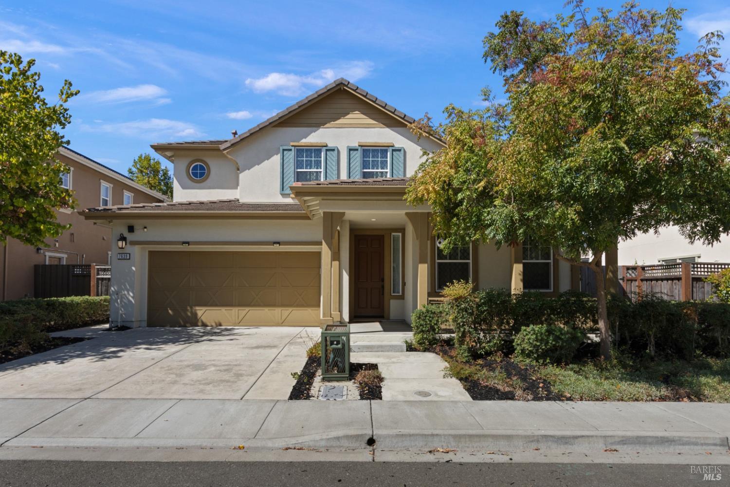 7639 Tidewater Drive — photo