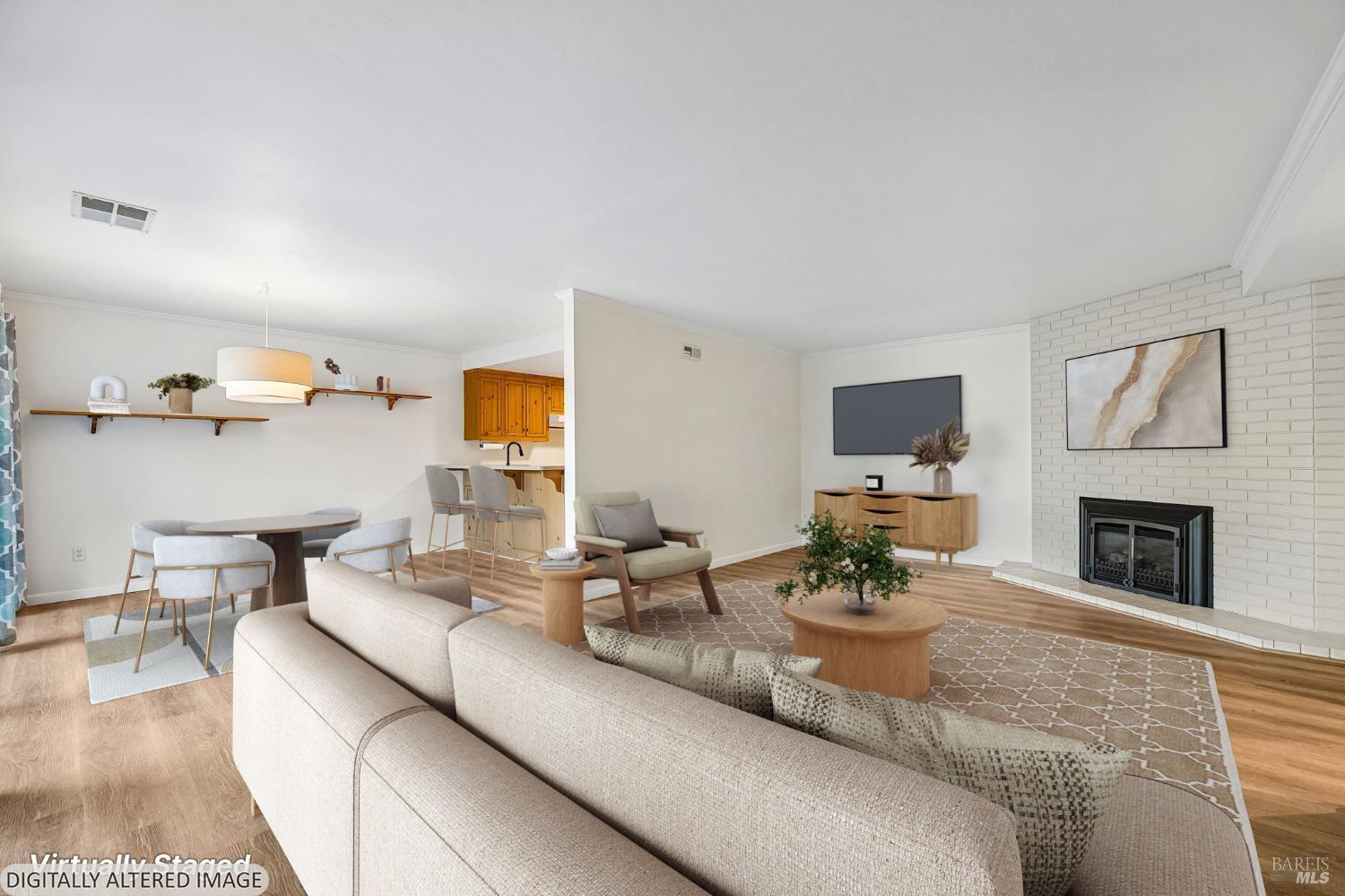 458 Las Casitas Way B — photo