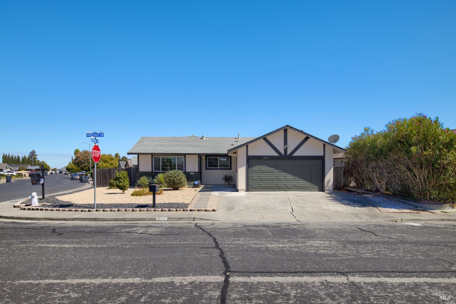 513 Monterey Drive — photo