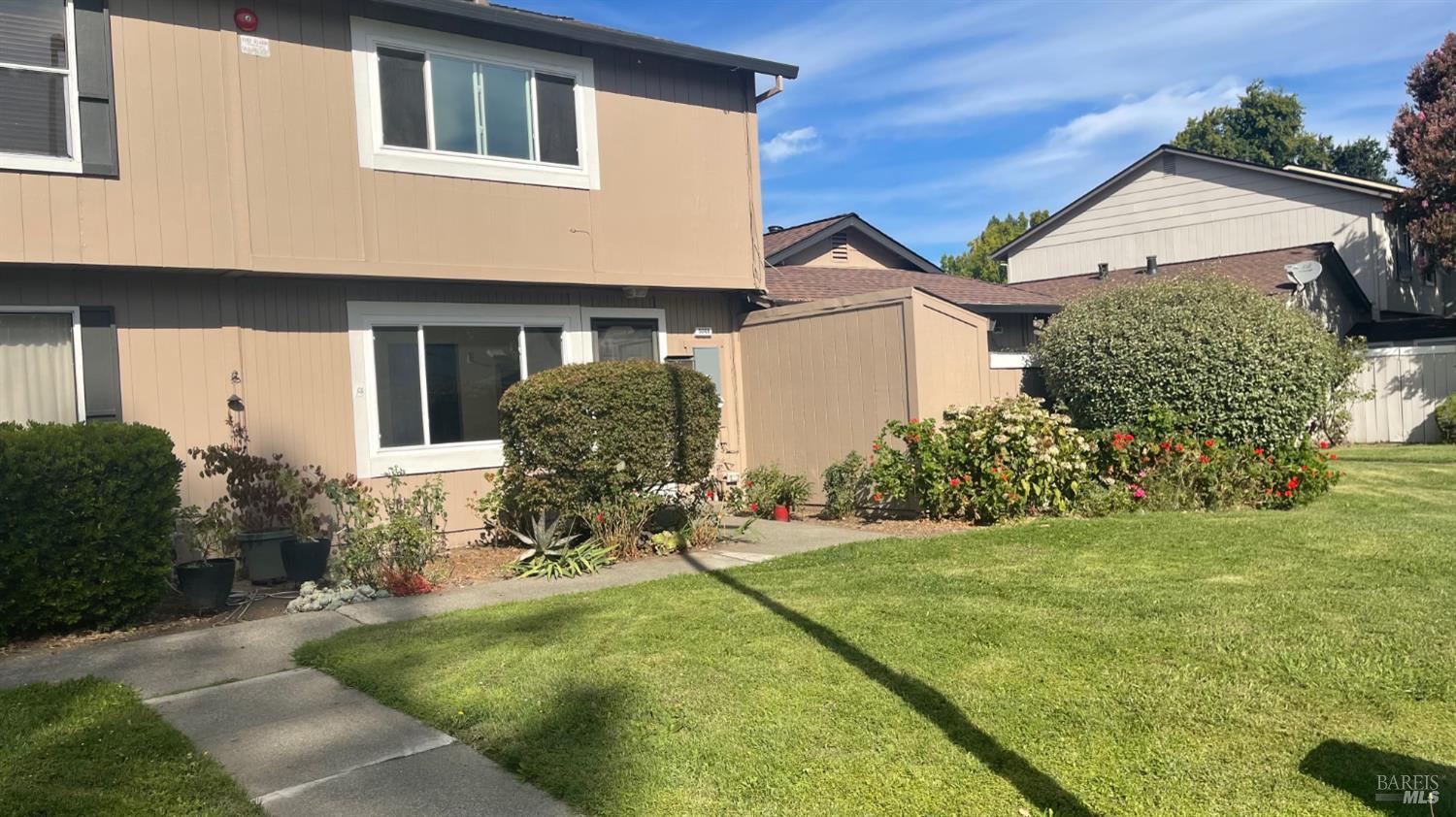 5048 Charmian Drive — photo