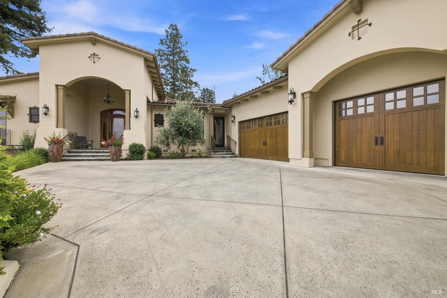 3936 Skyfarm Drive — photo