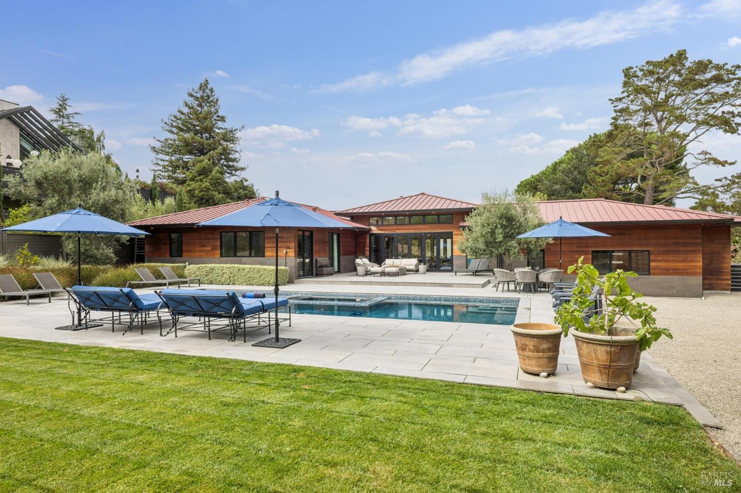 Home in Petaluma, CA 94952 — photo 2