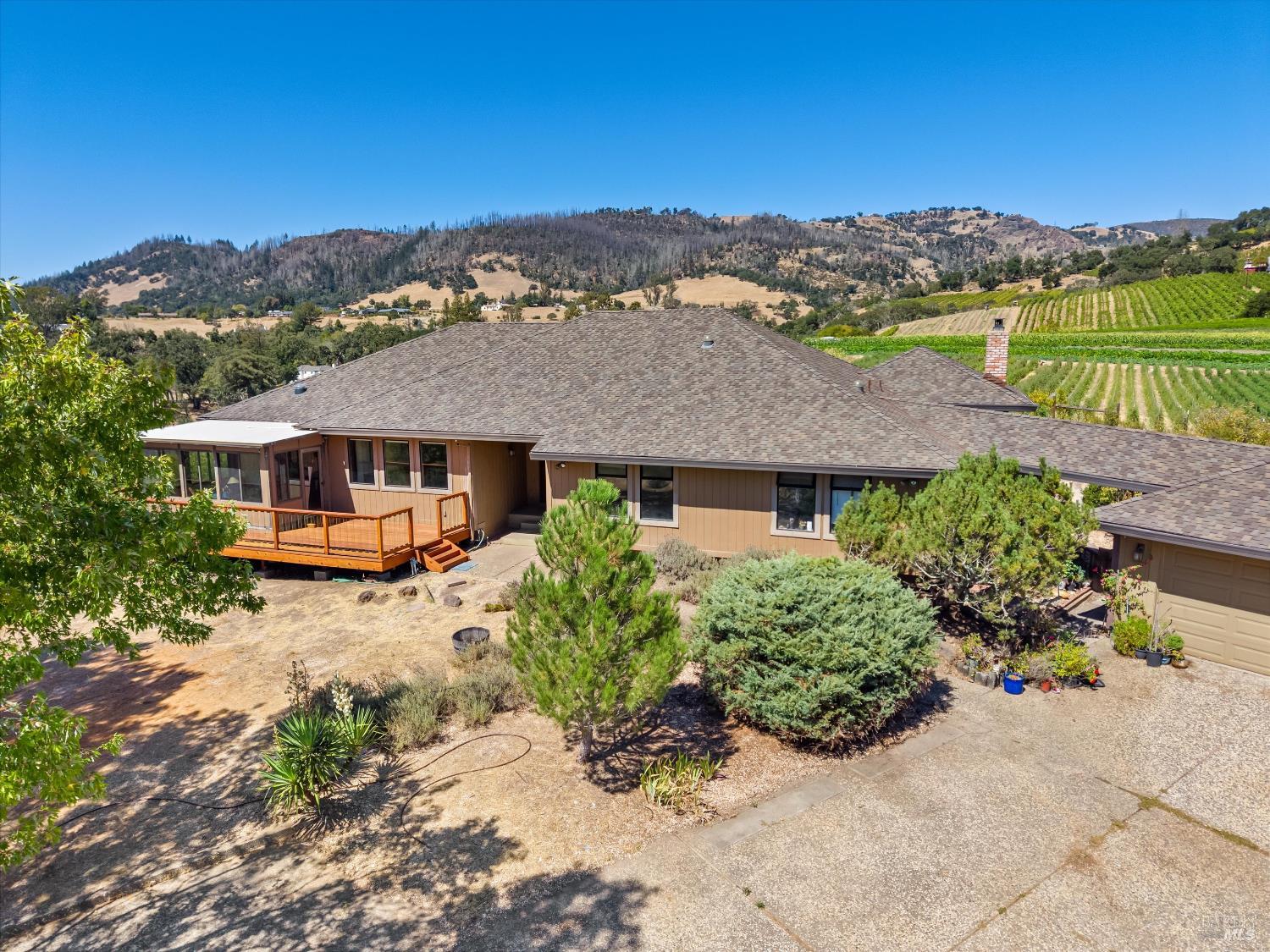 6279 Melita Road — photo