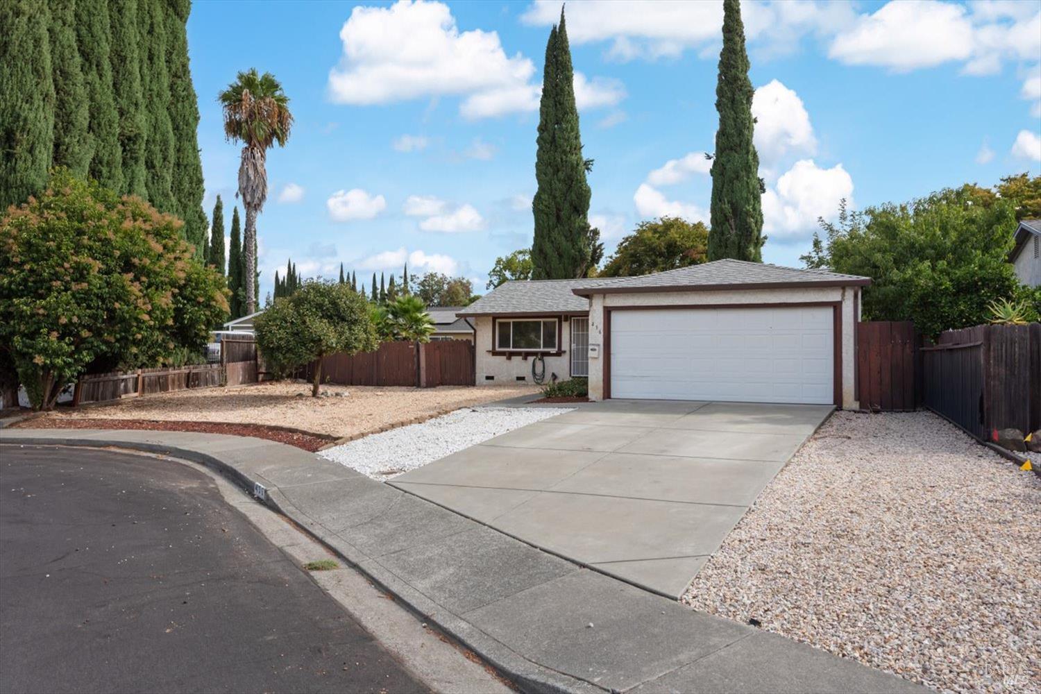 436 Pepper Court — photo
