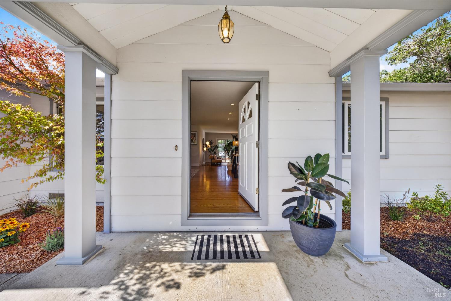 55 La Costa Court — photo