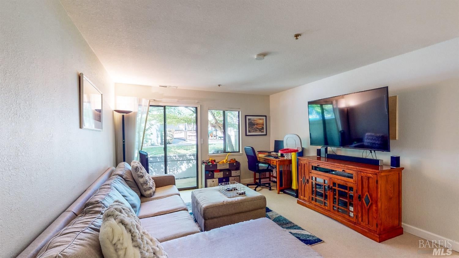 282 Sandpiper Court — photo