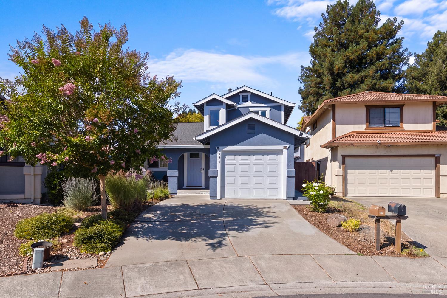 971 Hacienda Circle — photo