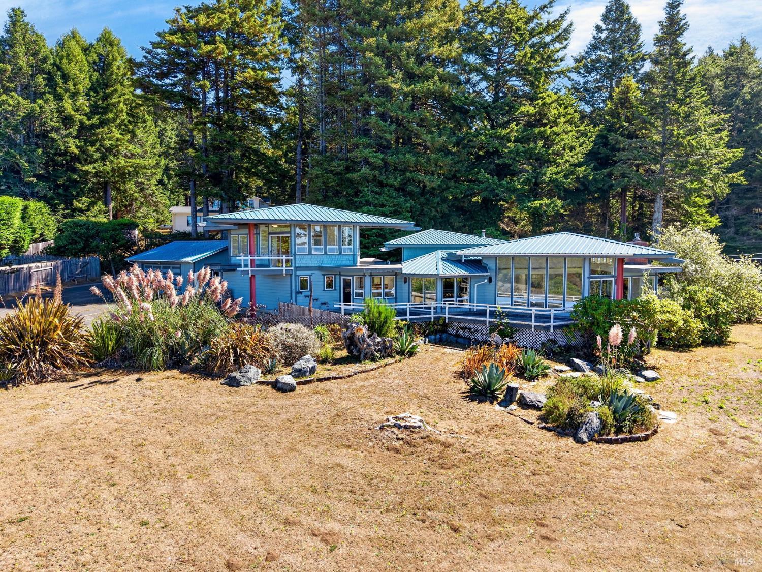 44454 Fernwood Road — photo