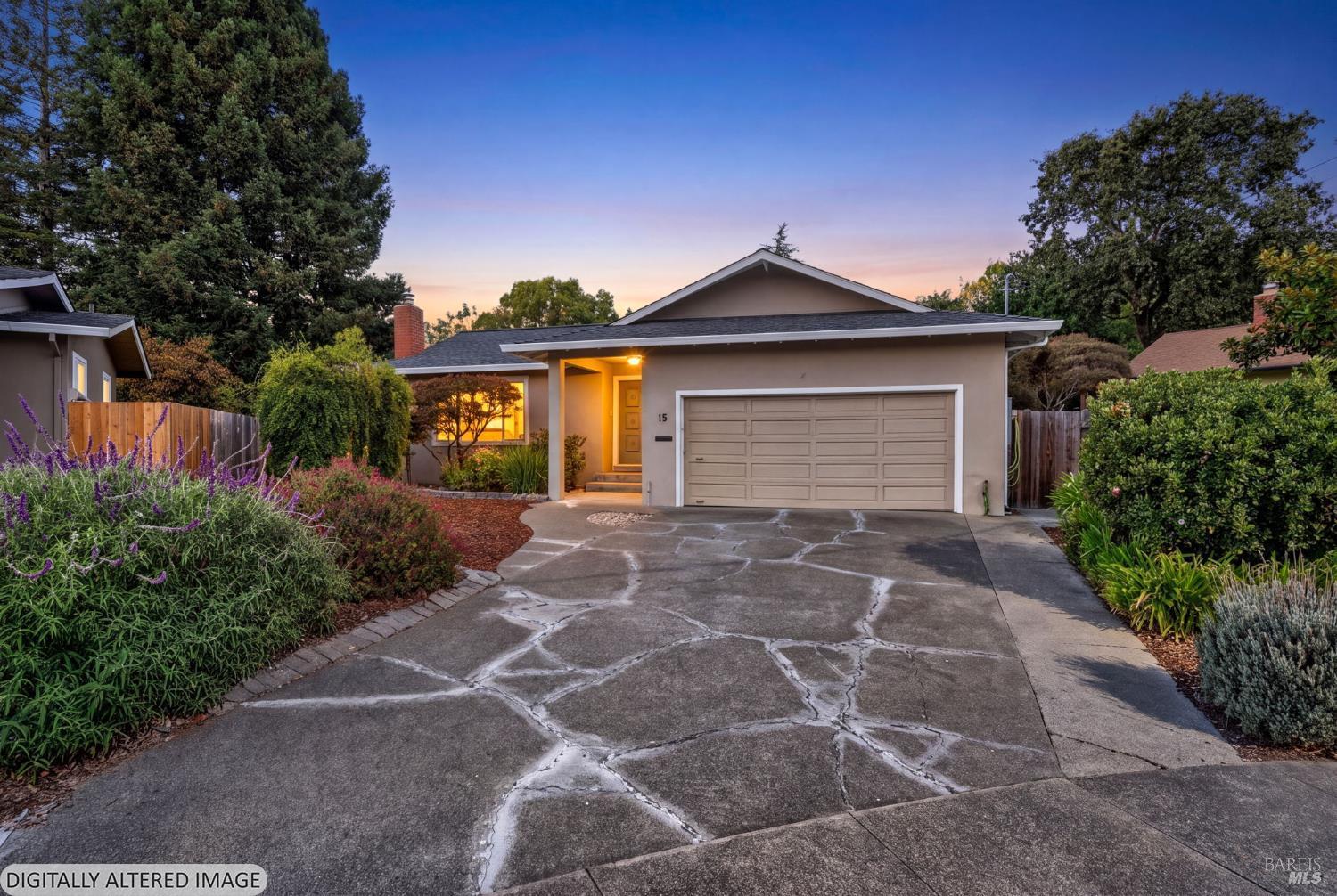 15 Betty Lane — photo