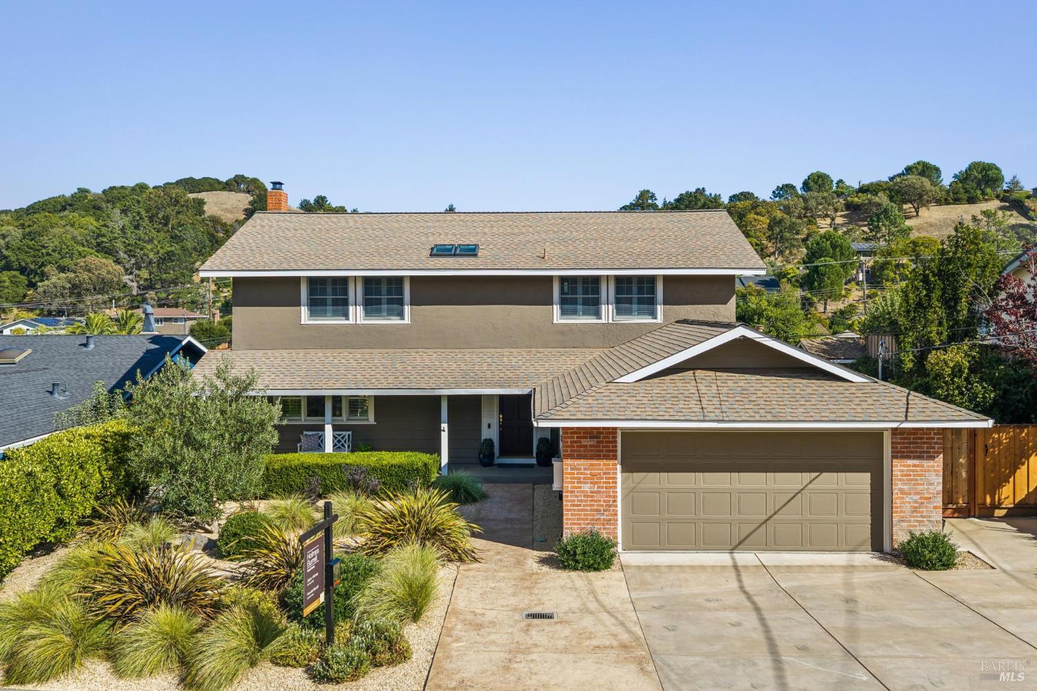 58 Maple Hill Drive — photo