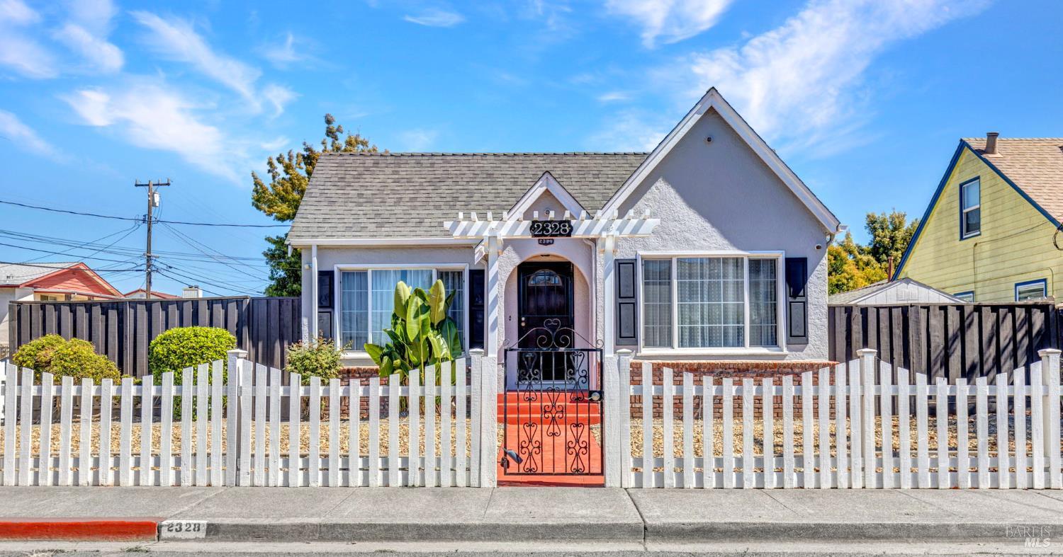 2328 Napa Street — photo