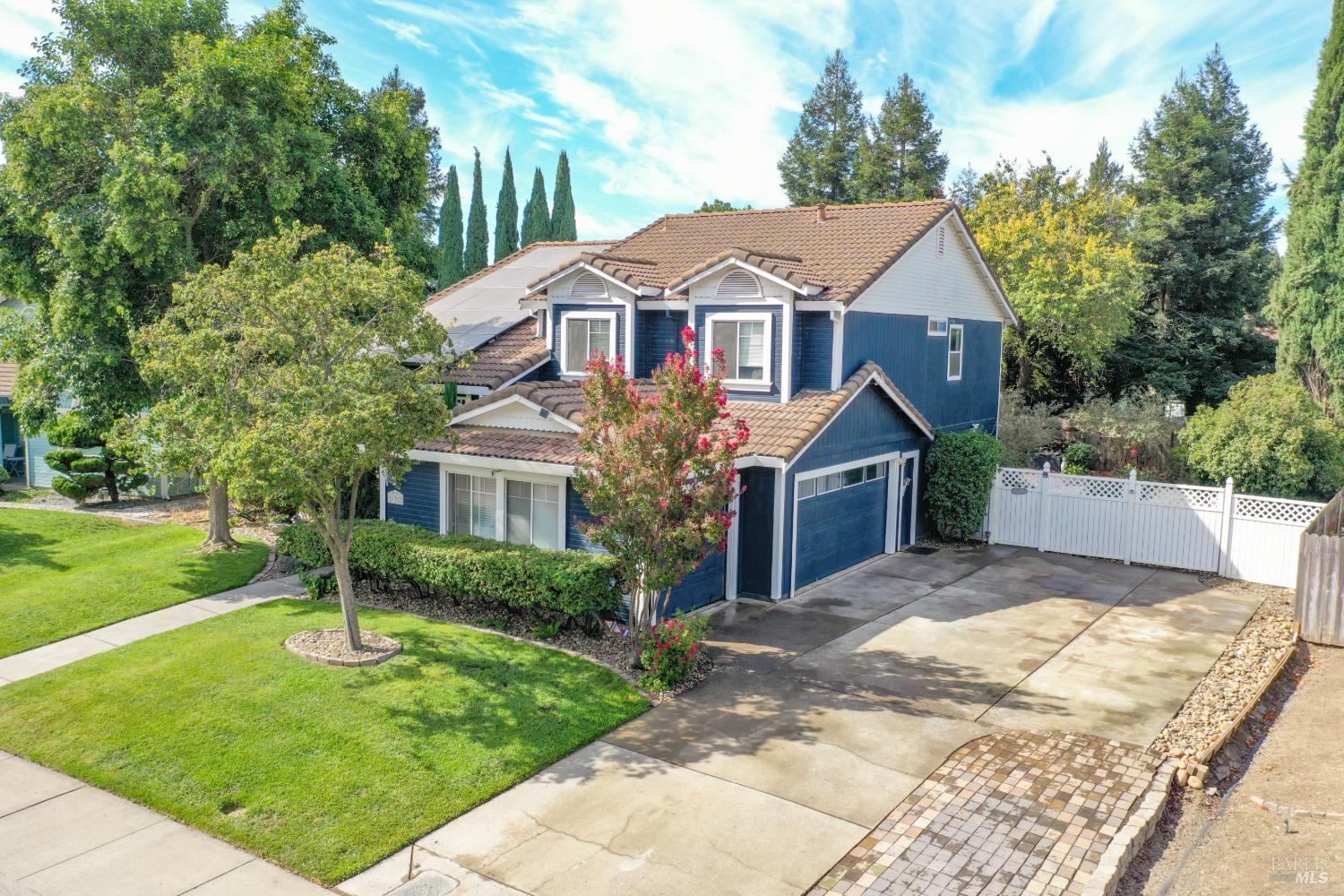 635 Hansen Court — photo
