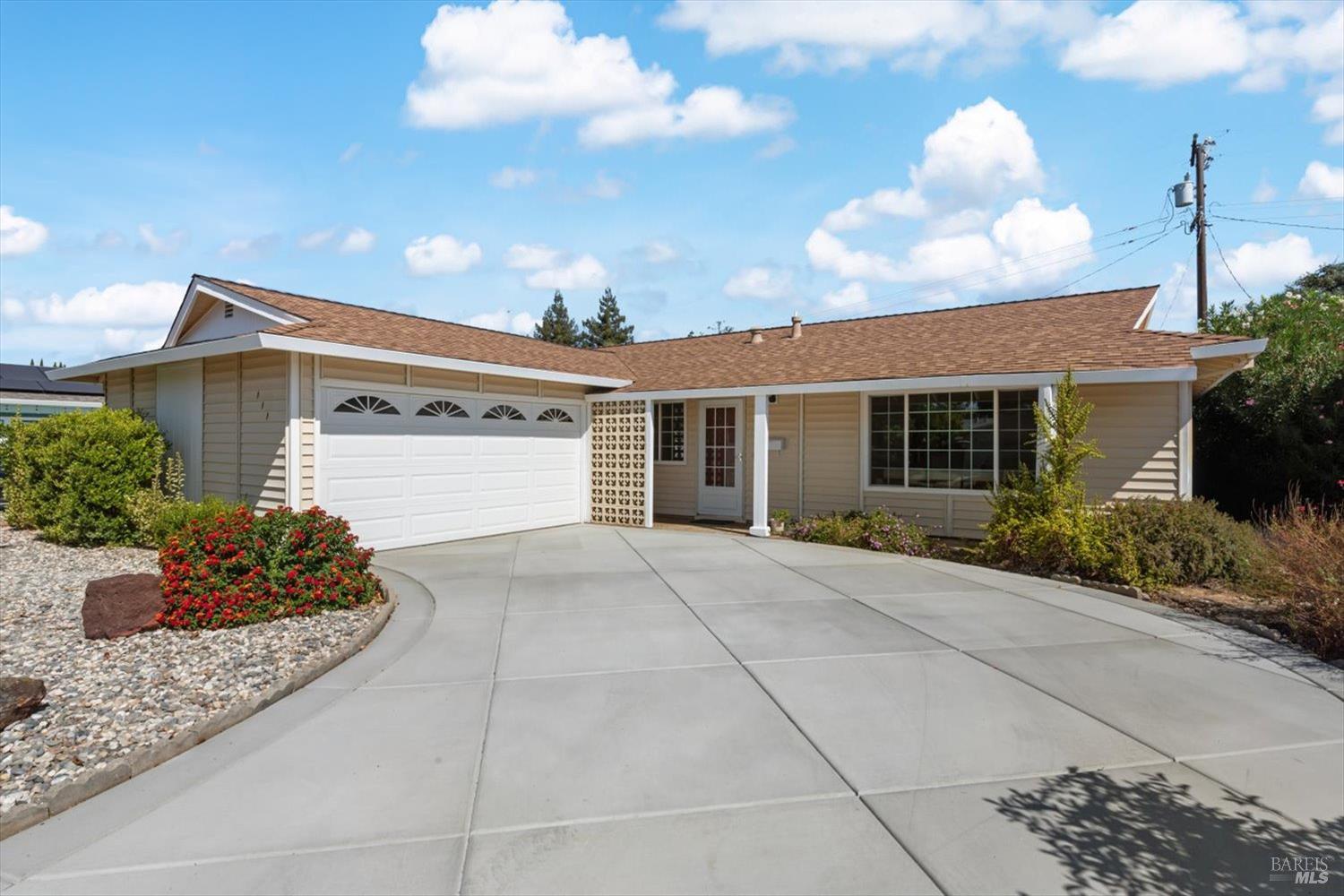 111 Mckinley Circle — photo