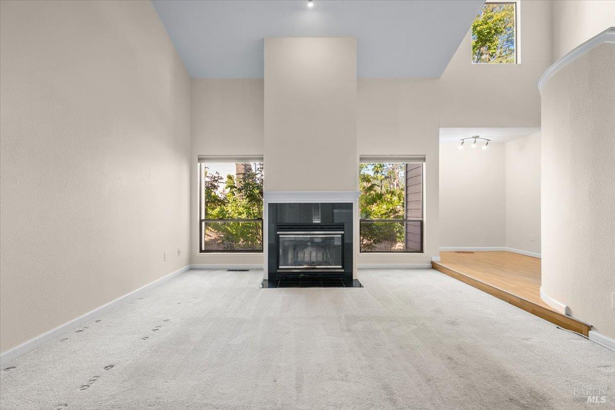4736 Shade Tree Lane, Santa Rosa, CA 95405 — photo 2