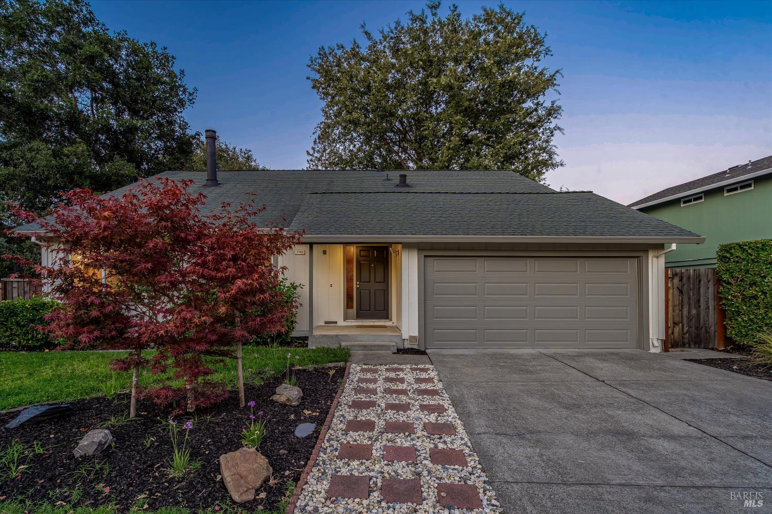 2140 Alejandro Drive — photo