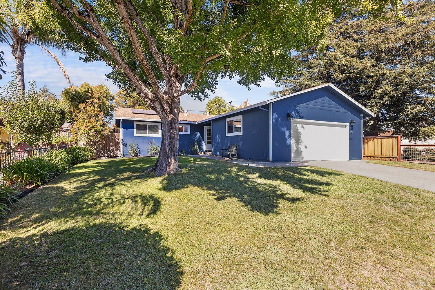 110 Allan Avenue — photo
