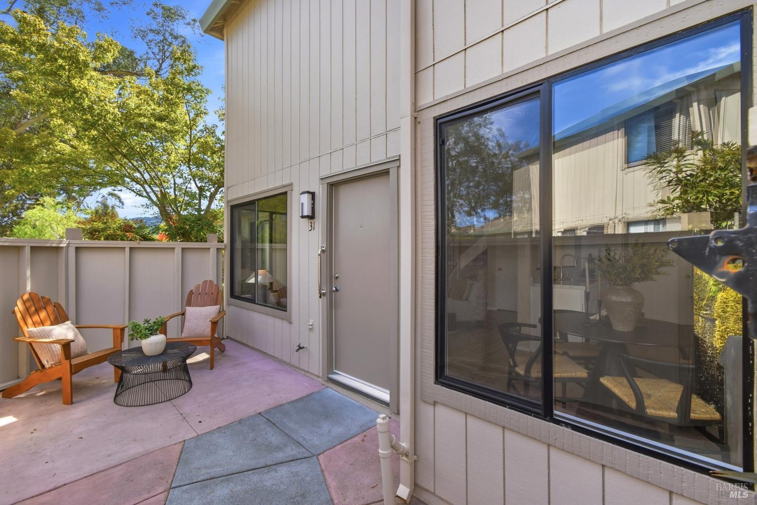 31 Wharf Circle, San Rafael, CA 94903 | Realty.com