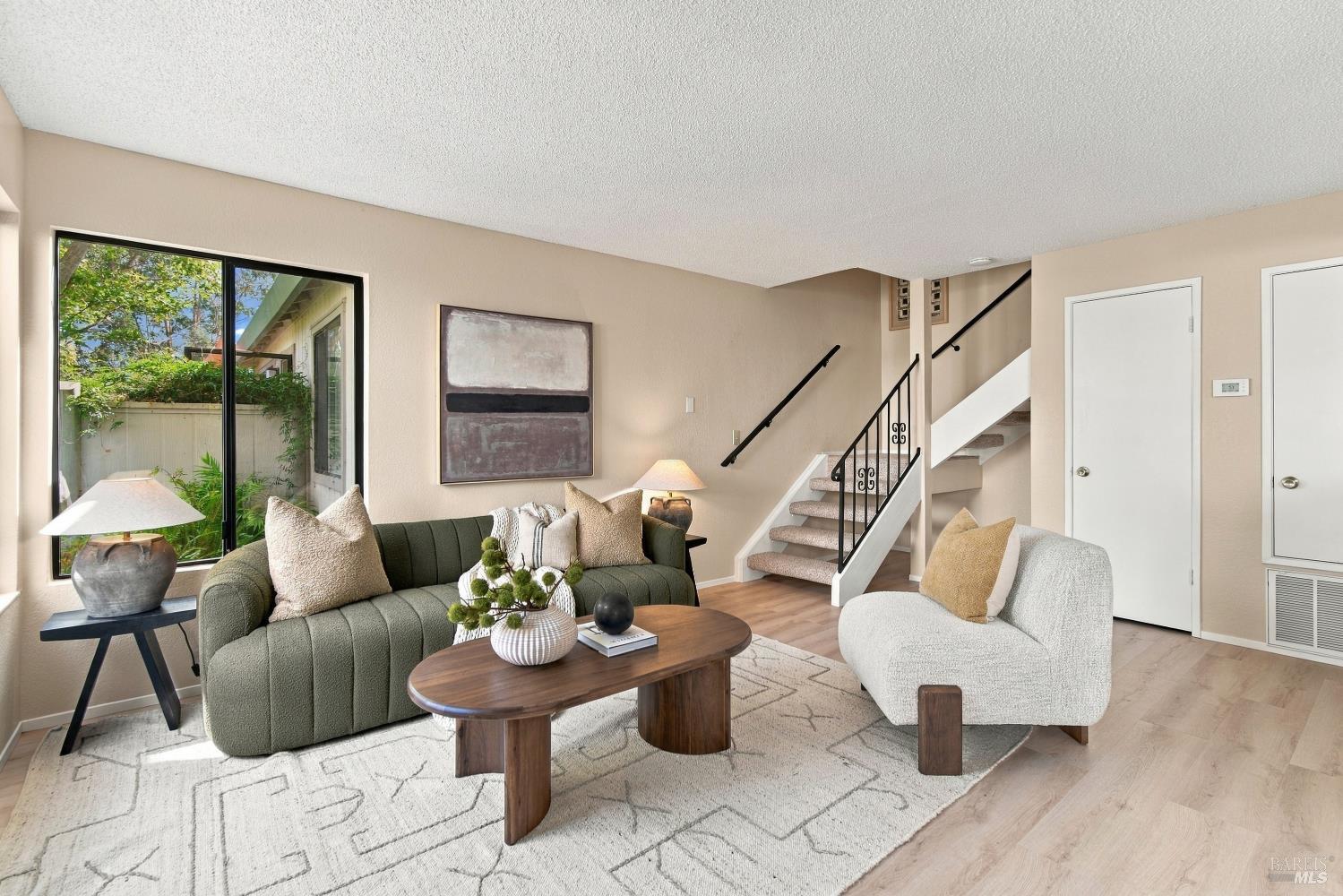31 Wharf Circle, San Rafael, CA 94903 | Realty.com