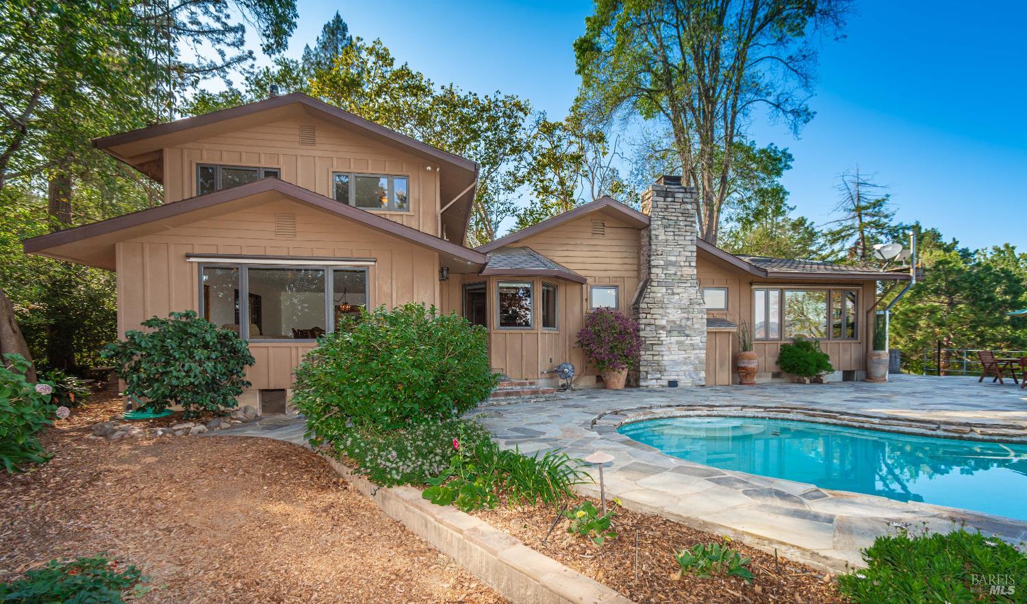 4131 Dry Creek Road — photo