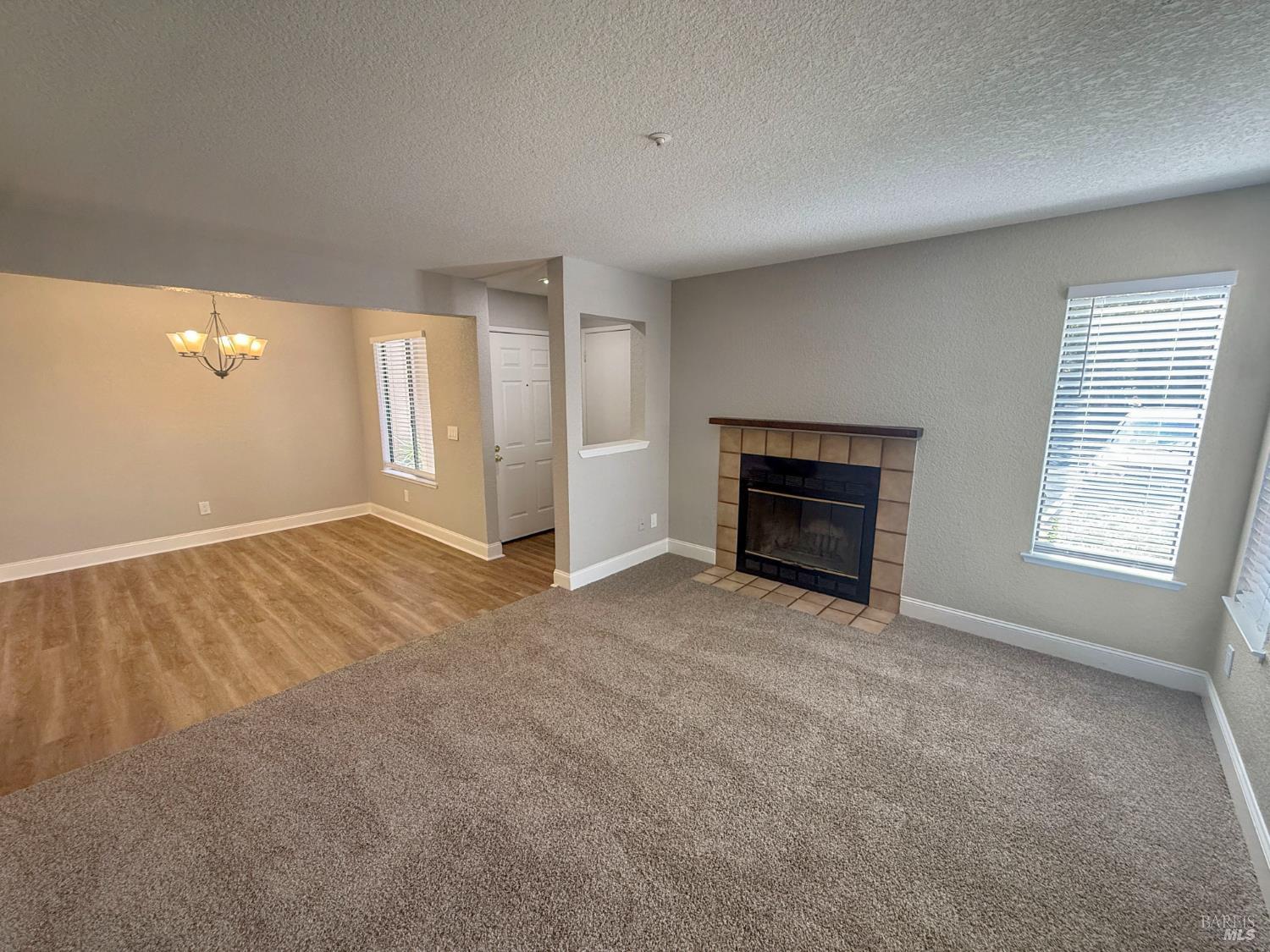 1801 Marshall Road Unit 801 — photo