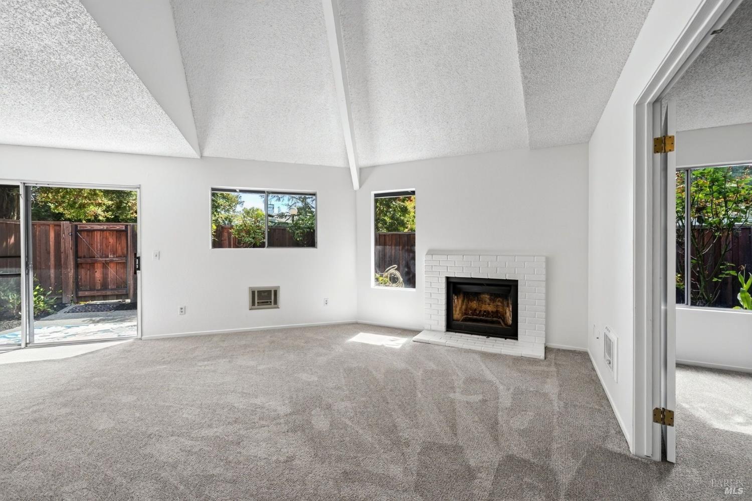 689 Racquet Club Circle, Rohnert Park, CA 94928 — photo 3
