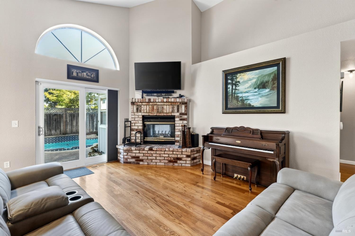 5092 Deerwood Drive — photo