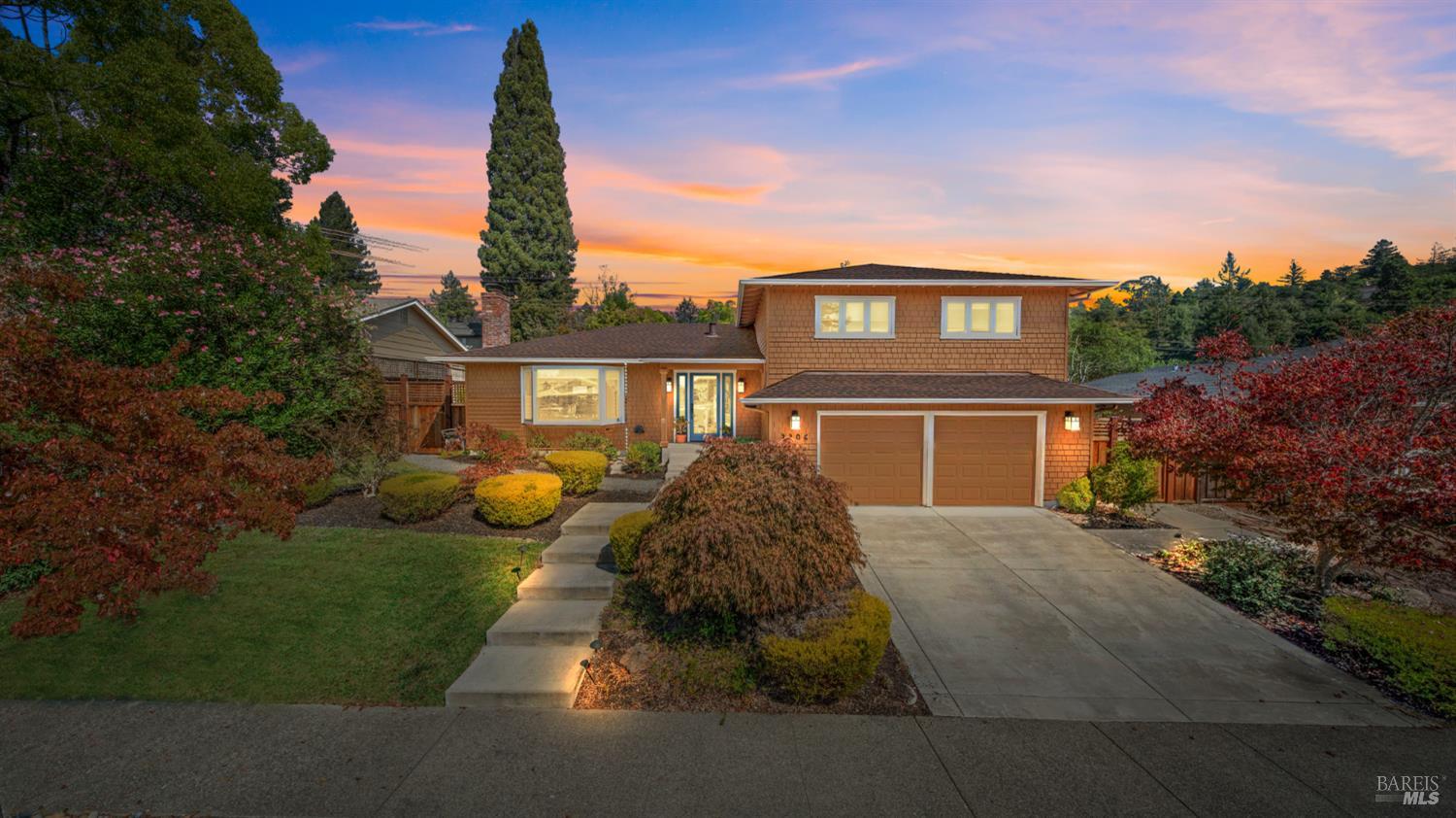 2206 Oak Hill Drive — photo