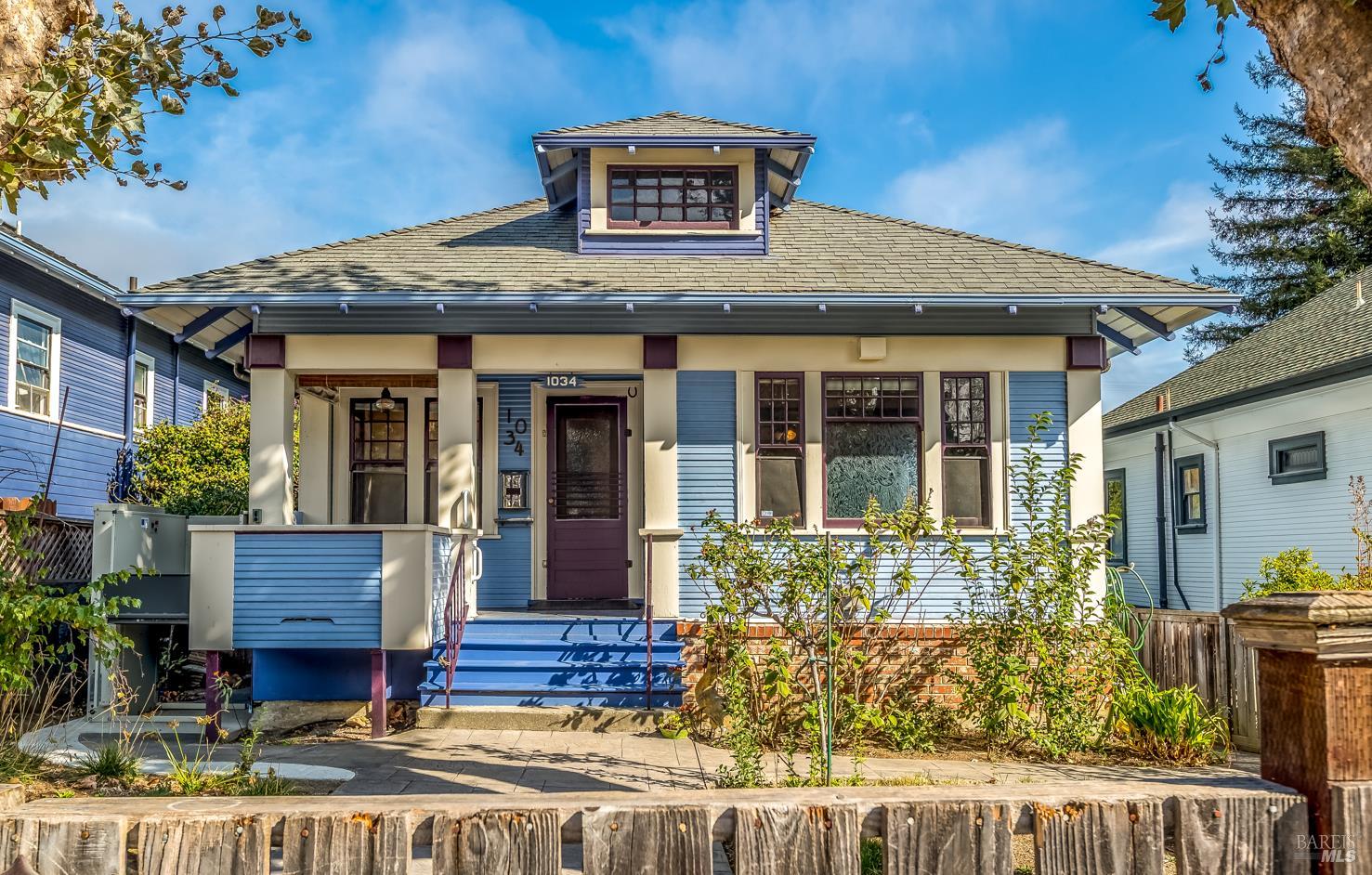 1034 Capitol Street — photo