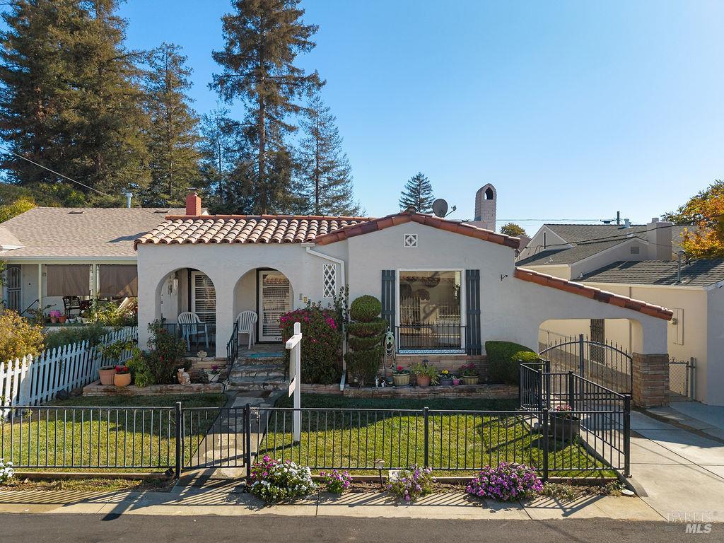 1042 Calaveras Way — photo