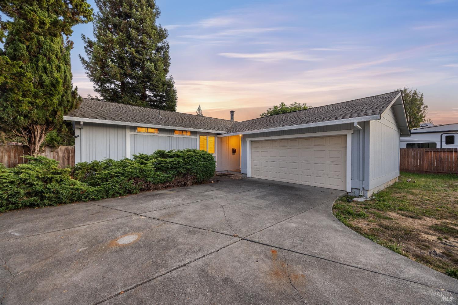 7343 Corsica Court — photo