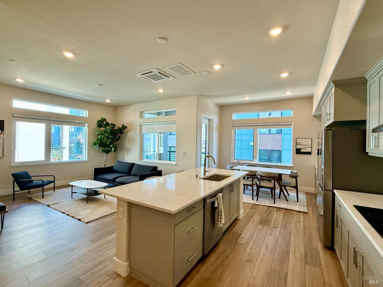 3356 Petunia Court 403 — photo
