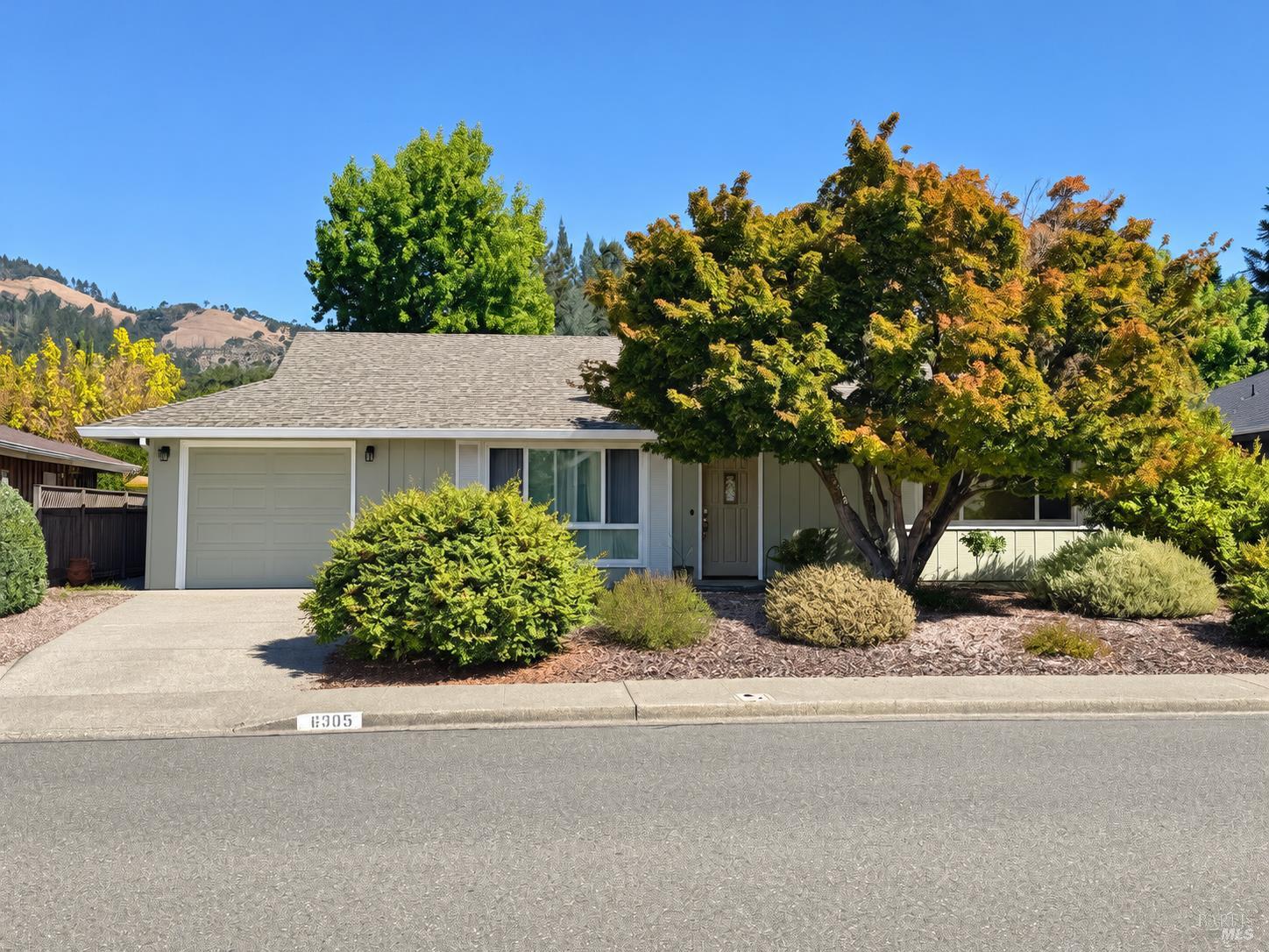 6905 Fairfield Drive — photo