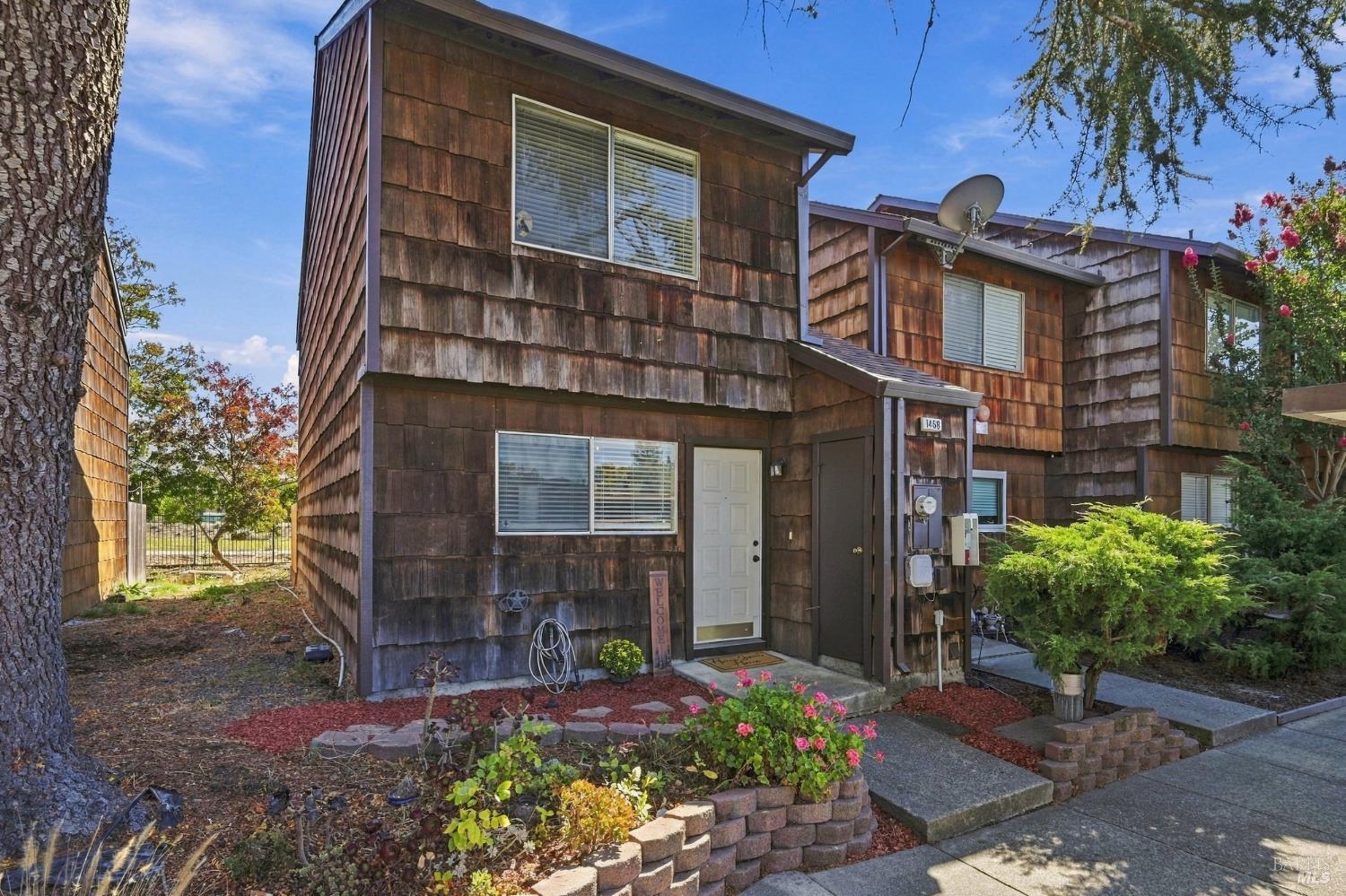 1458 Parkway Drive — photo