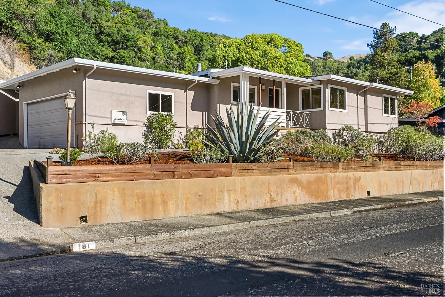 181 Marinda Drive — photo