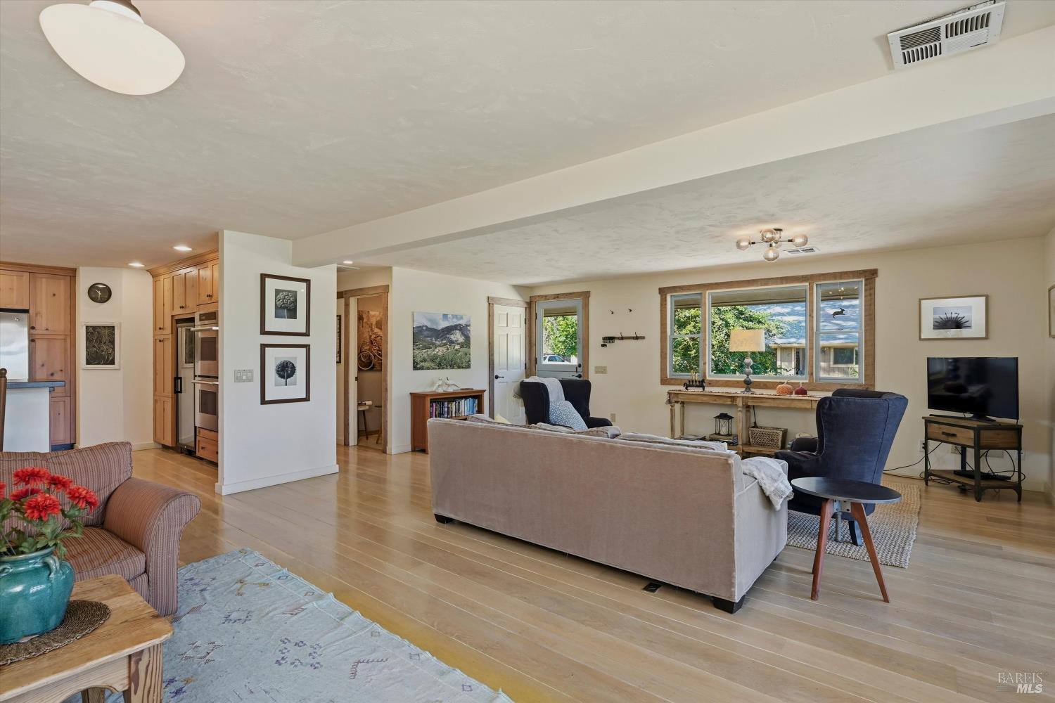 Home in Napa, CA 94558 — photo 3