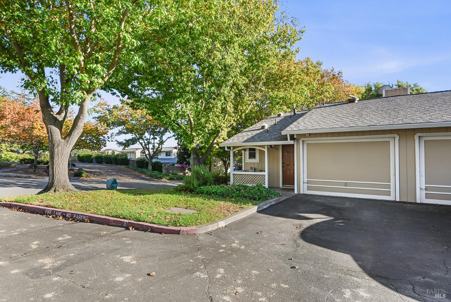 147 Acorn Drive — photo