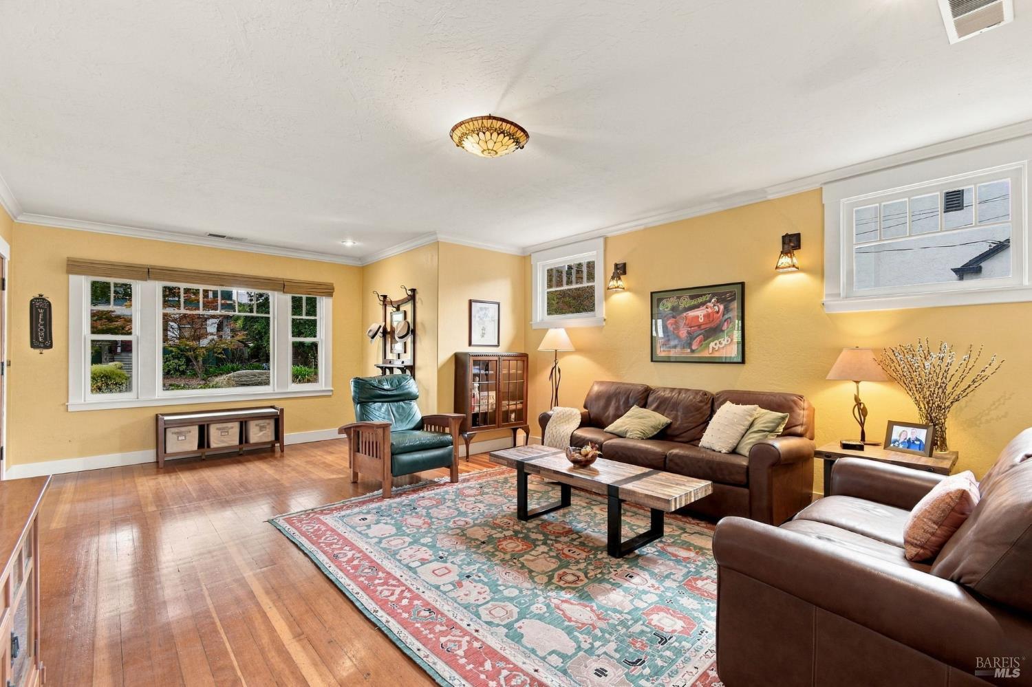 637 Wright Street, Santa Rosa, CA 95404 — photo 2