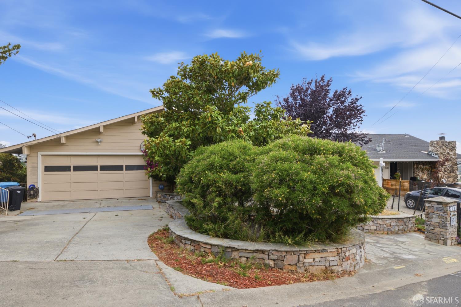 2941 Monte Cresta Drive — photo