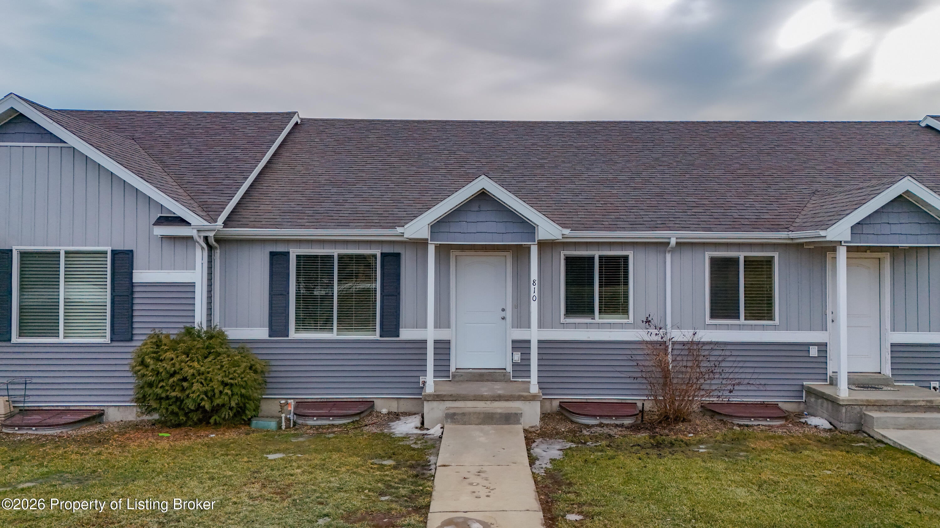 810 Adams Drive — photo