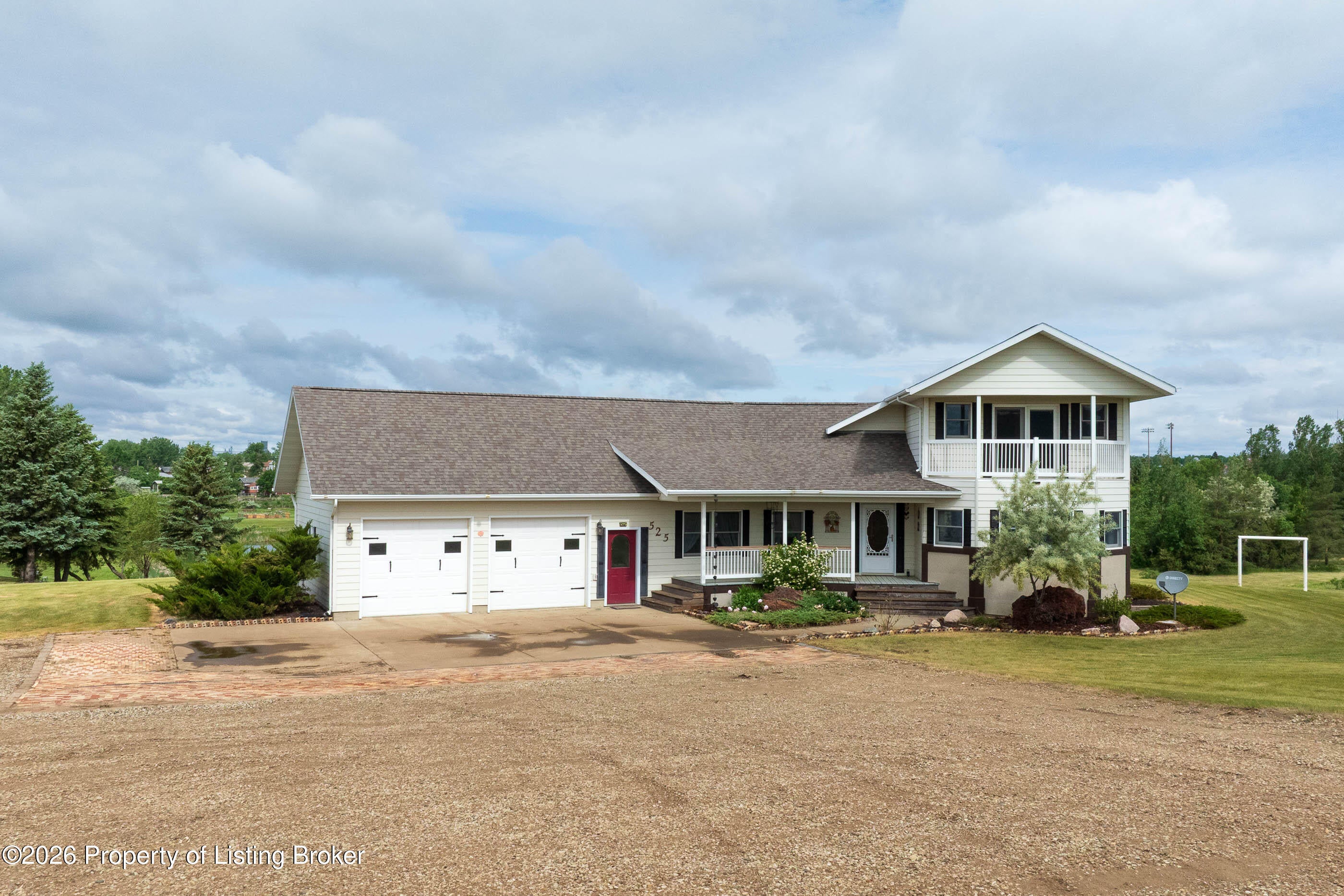 525 River Drive — photo